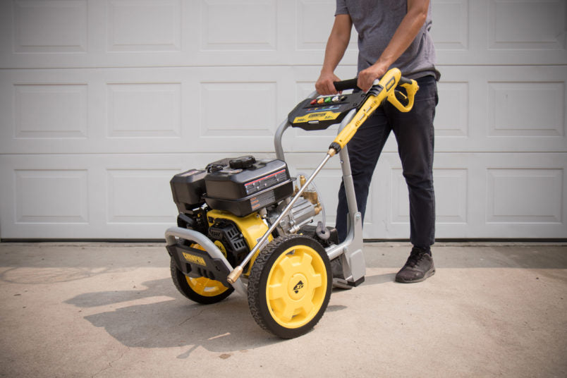 Champion 100780 Pressure Washer Gas Champion Engine 3100 PSI 2.2 GPM New
