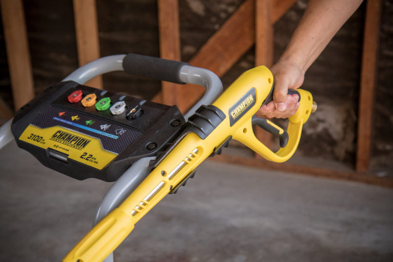 Champion 100780 Pressure Washer Gas Champion Engine 3100 PSI 2.2 GPM New