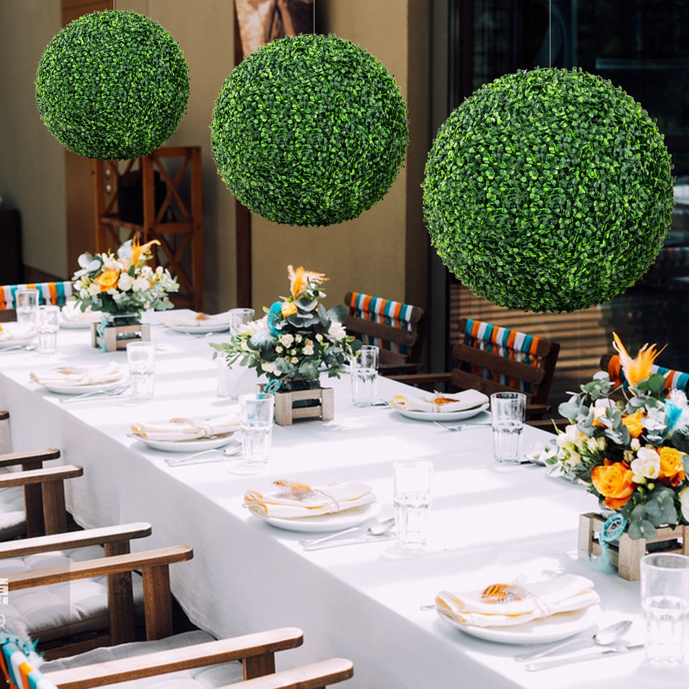 2 Pieces 16"/20" Artificial Plant Boxwood Topiary Ball for Patio Garden Front Door Balcony Backyard-M - Gallery View 1 of 10