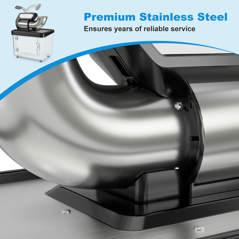 Close-up of the premium stainless steel dual blades in the 300W commercial ice crusher for efficient ice crushing.