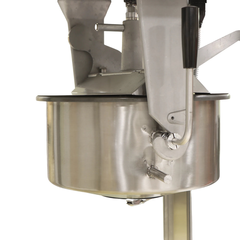 Paragon Zenith Popcorn Machine 32 Oz Kettle with LED Neon Sign 120/240V New