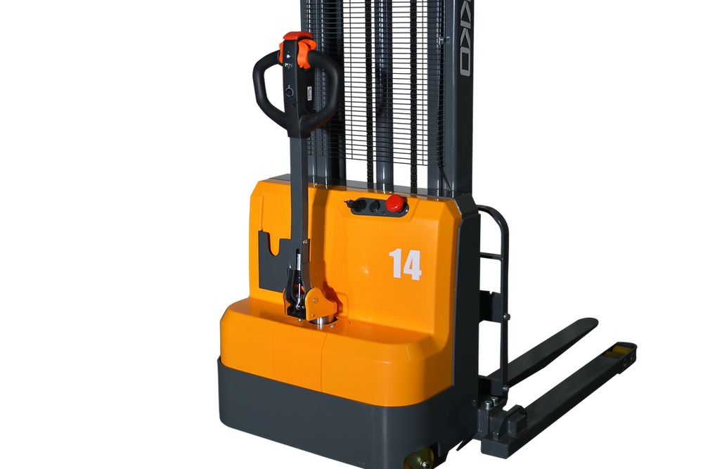 Ekko Straddle Stacker Full Powered 3000 lb Capacity 145 in. Lift Height EB14C-145 New