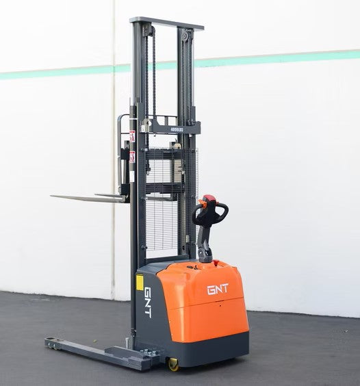 GNT Lithium Straddle Stacker Full Powered 145 in. Height 4000 lb. Capacity 24V G40BC-145LI New