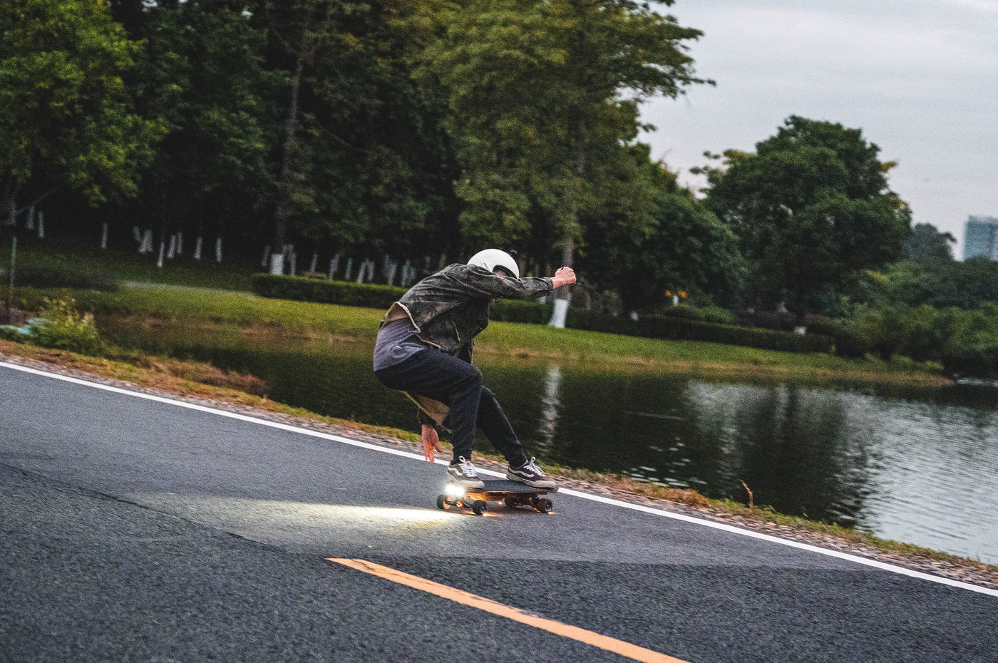 Exway Wave Riot Electric Skateboard 23 MPH 12 Mile Range