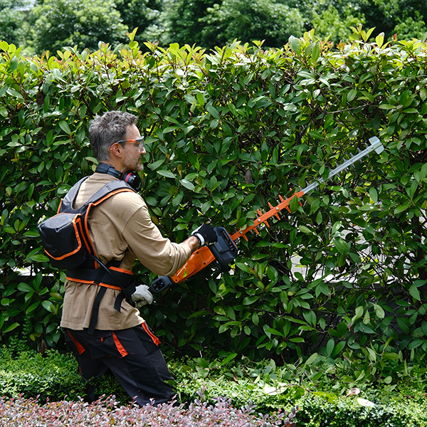 Sunseeker CHT7612 Hedge Trimmer 30" Adjustable Speed 1200W 60V New