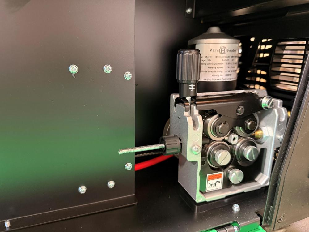 Lightning MTS 225 with TIG Package