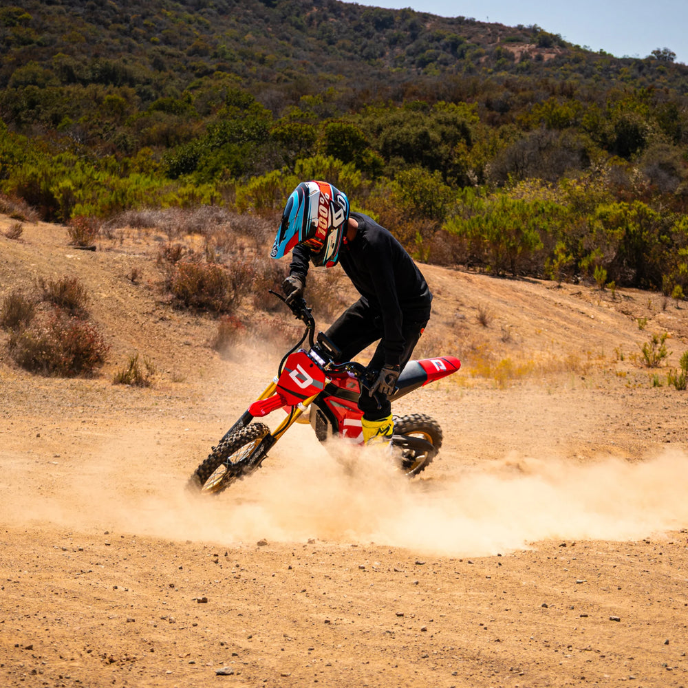 Droyd Berzerker Electric Dirt Bike 42 MPH 50 Mile Range 3000W New