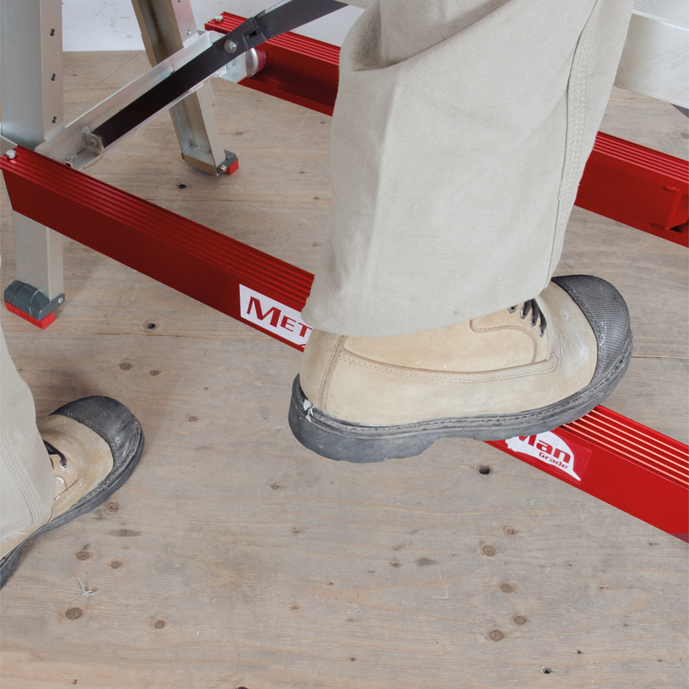 Metaltech BuildMan Drywall Bench 18"-30" Adjustable Height Aluminum New