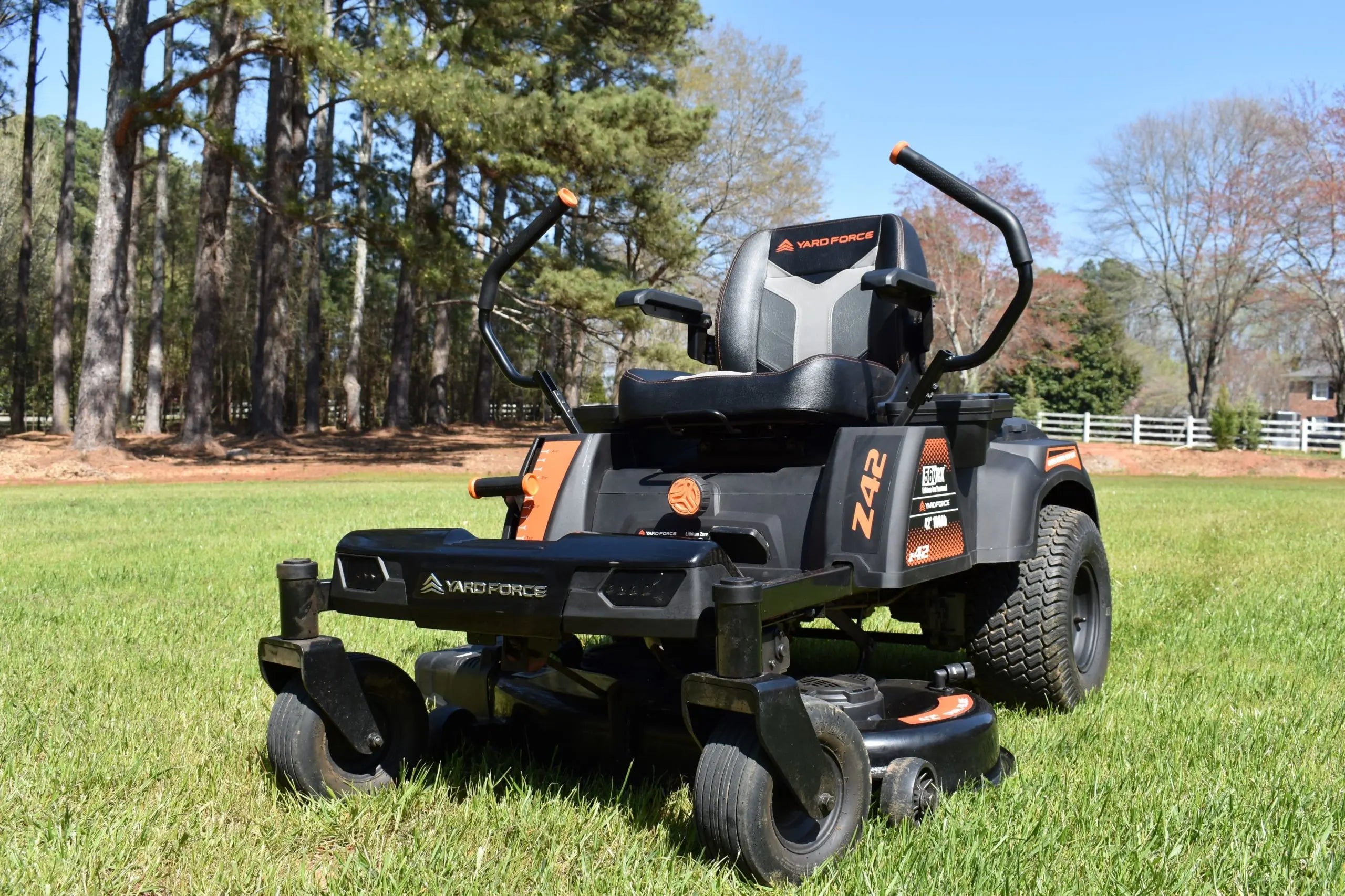 Yard Force Z42-562 Zero Turn Mower - Thumbnail 4