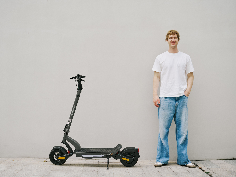 isinwheel S Nova Electric Scooter