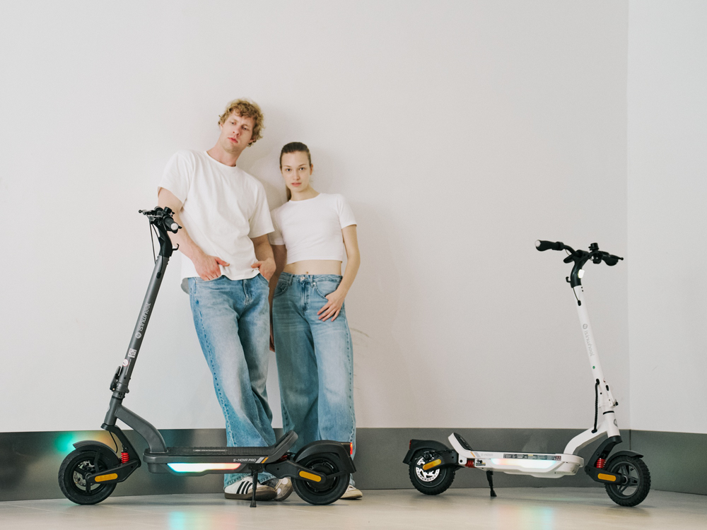 isinwheel S Nova Electric Scooter