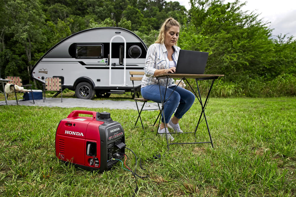 EU2200i camping with trailer