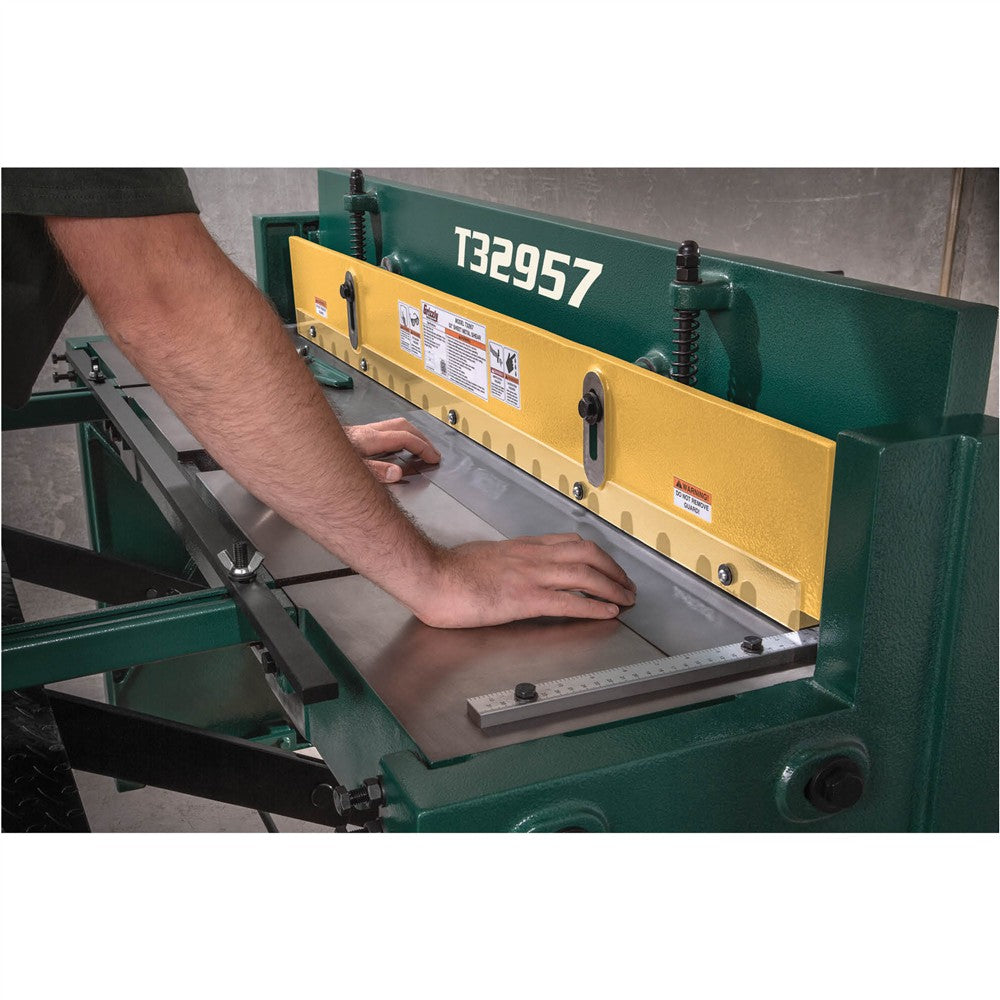 Grizzly T32957 - 52" Sheet Metal Shear