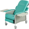 VEVOR 4-Position Geri Reclining Chair 500LBS Capacity Geri Chair Recliner, 4-Wheel Medical Recliner Chairs with Trendelenburg, Soft Padded Seat & Trays for Hospitals, Clinics, Geriatric Home Care