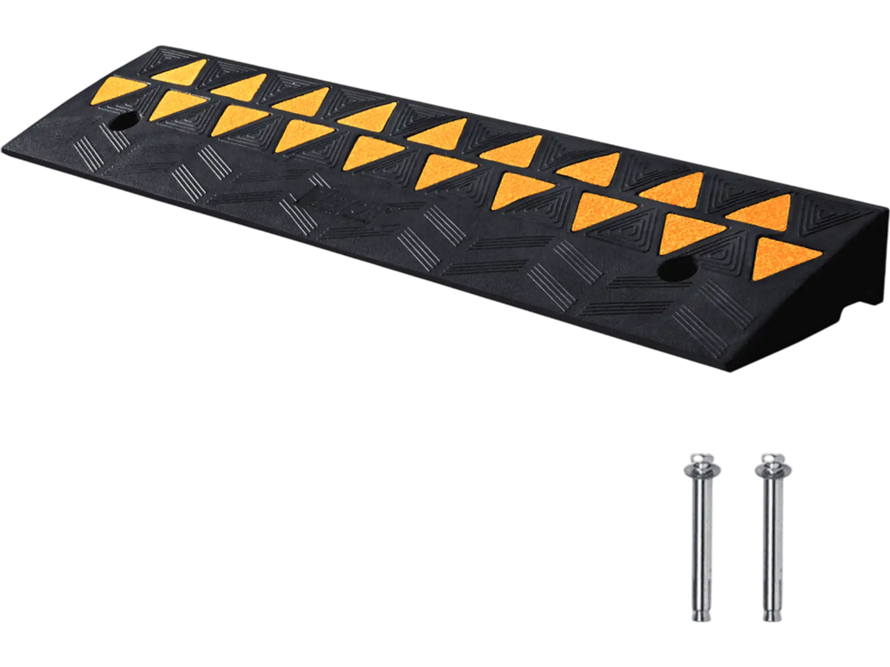 VEVOR Rubber Curb Ramp 3.7" Rise Height Sidewalk Curb Ramp, 10" Width 39.4" Length Driveway Ramp for Curb, 15T Heavy Duty Rubber Ramp for Forklifts, Trucks, Buses, Cars, Wheelchairs, Bikes