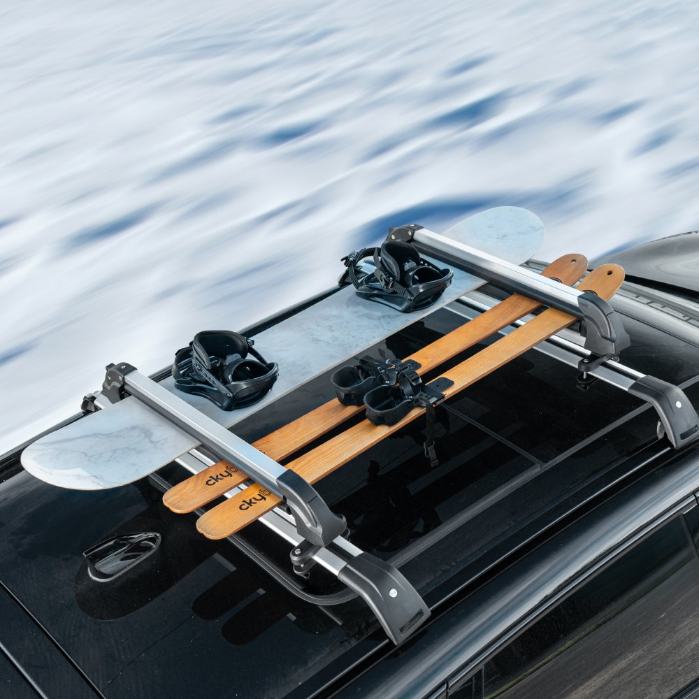 VEVOR Ski and Snowboard Roof Rack, 31.7-Inch Universal Ski Rack for Car Roof Fit Most Crossbars, Carry up to 6 Pairs of Skis or 4 Snowboards, Aluminum Snowboard Ski Rack with Lock & Rubber Padding