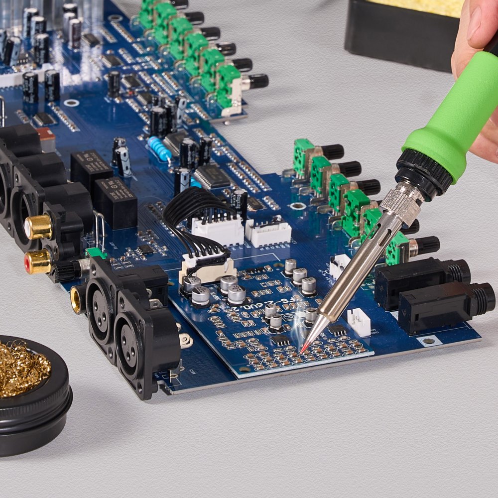 VEVOR Soldering Iron Station, 75W Digital Display Soldering Station Kit, 122°F- 932°F Temp Control & Built-in Transformer, Auto Standby & Sleep Mode, with 5 Soldering Tips, 10g Solder Wire, Tweezers