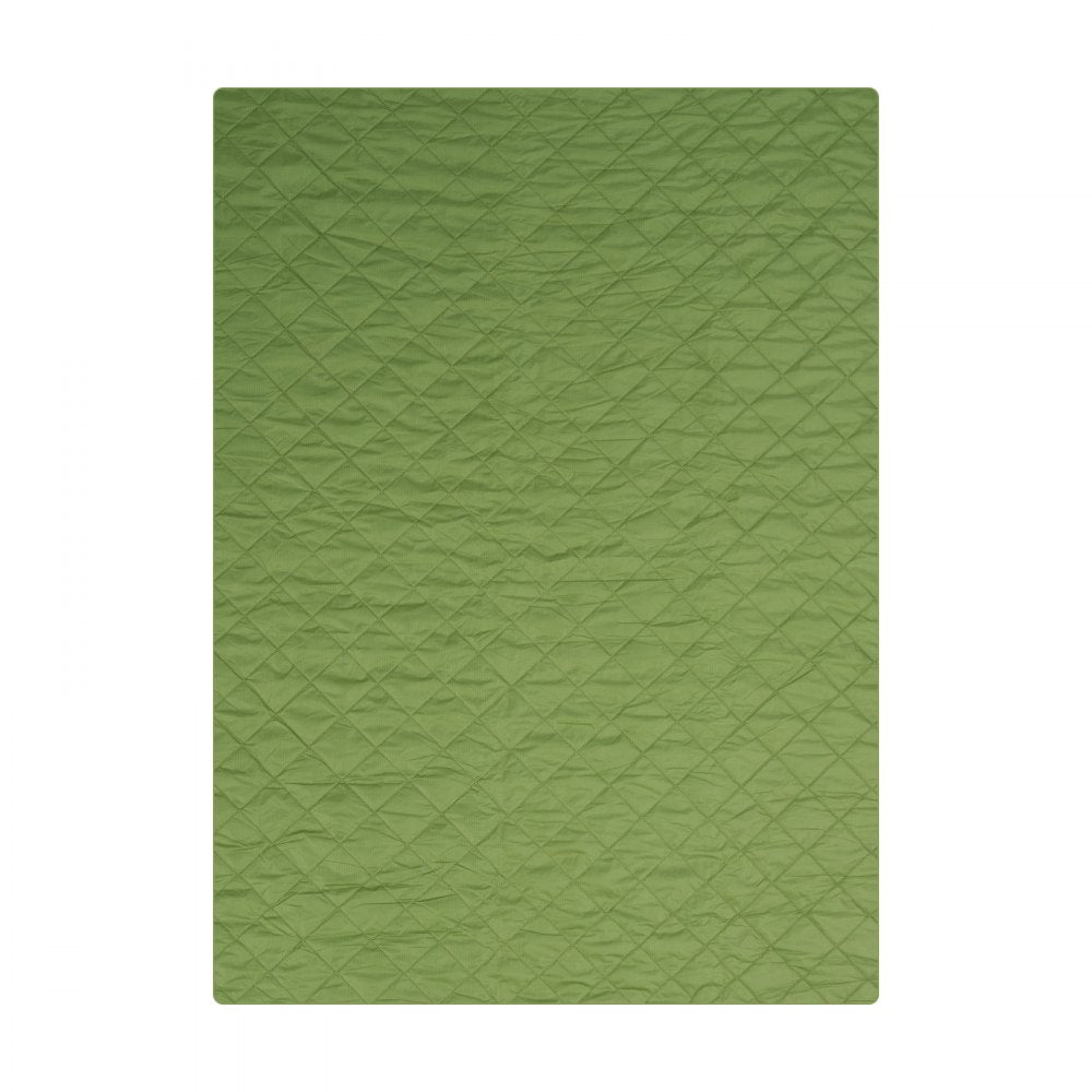 VEVOR Camping Blanket, Large Warm Stadium Blanket, Waterproof & Windproof, 330GSM Polyester Fleece, Flame Retardant, Great for Outdoors, Picnics, Hiking, Sports Events, Travel, 82" x 55", Bicolor