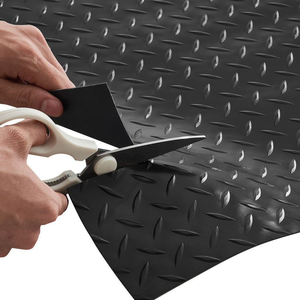 VEVOR Garage Floor Roll, 7.5 x 17 ft Garage Flooring Mat, 2.2 mm Thickened PVC Diamond Plate Floor Protector Mat with Double-sided Tape, Non-Slip, Easy to Clean for Warehouse, Gyms, Trailer, Black