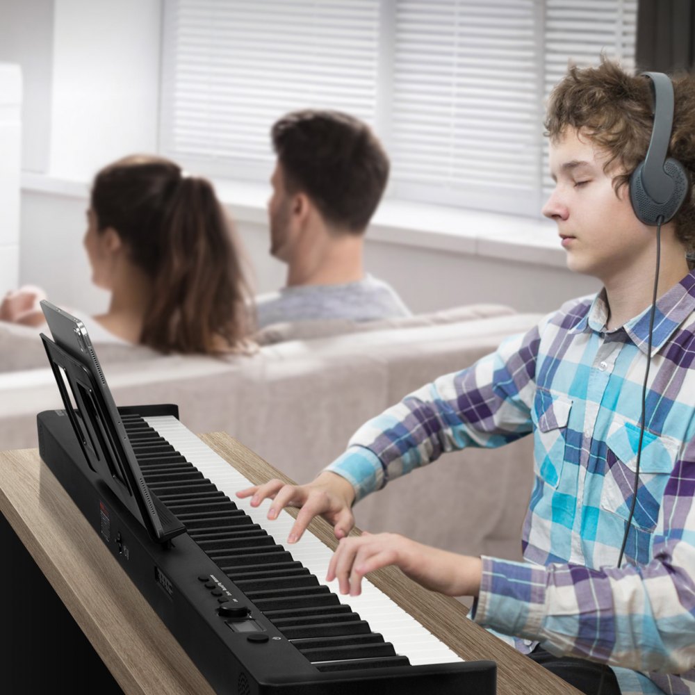 VEVOR 88 Key Folding Keyboard Piano, Bluetooth & MIDI, Portable Electronic Digital Foldable Piano with Sustain Pedal Bag Touch Sensitive Keys Headphones, Rechargeable for Beginners Teens Adults, Black