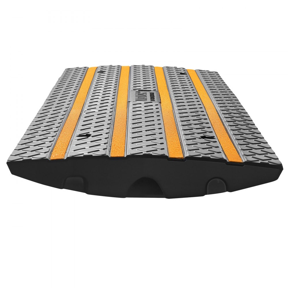 VEVOR Car Driveway Rubber Curb Ramp, 33069 lbs Load Capacity, 2.6 inch Rise Curbside Bridge Ramp with Yellow Reflective Strips, Suitable for Loading Dock, Warehouse, Garage, Sidewalk (2 Pack)