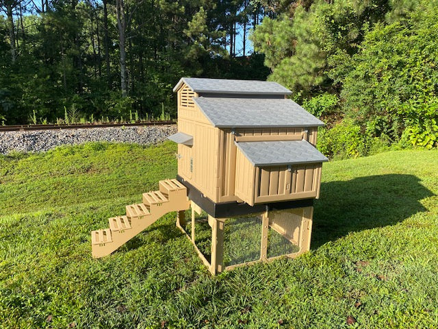 Snap Lock Coop Stand With Stairs Coop Sold Separately New