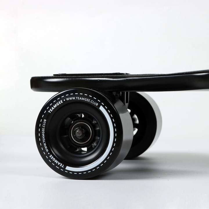 TeamGee H5 37 Inch Electric Skateboard 760W Dual Motors